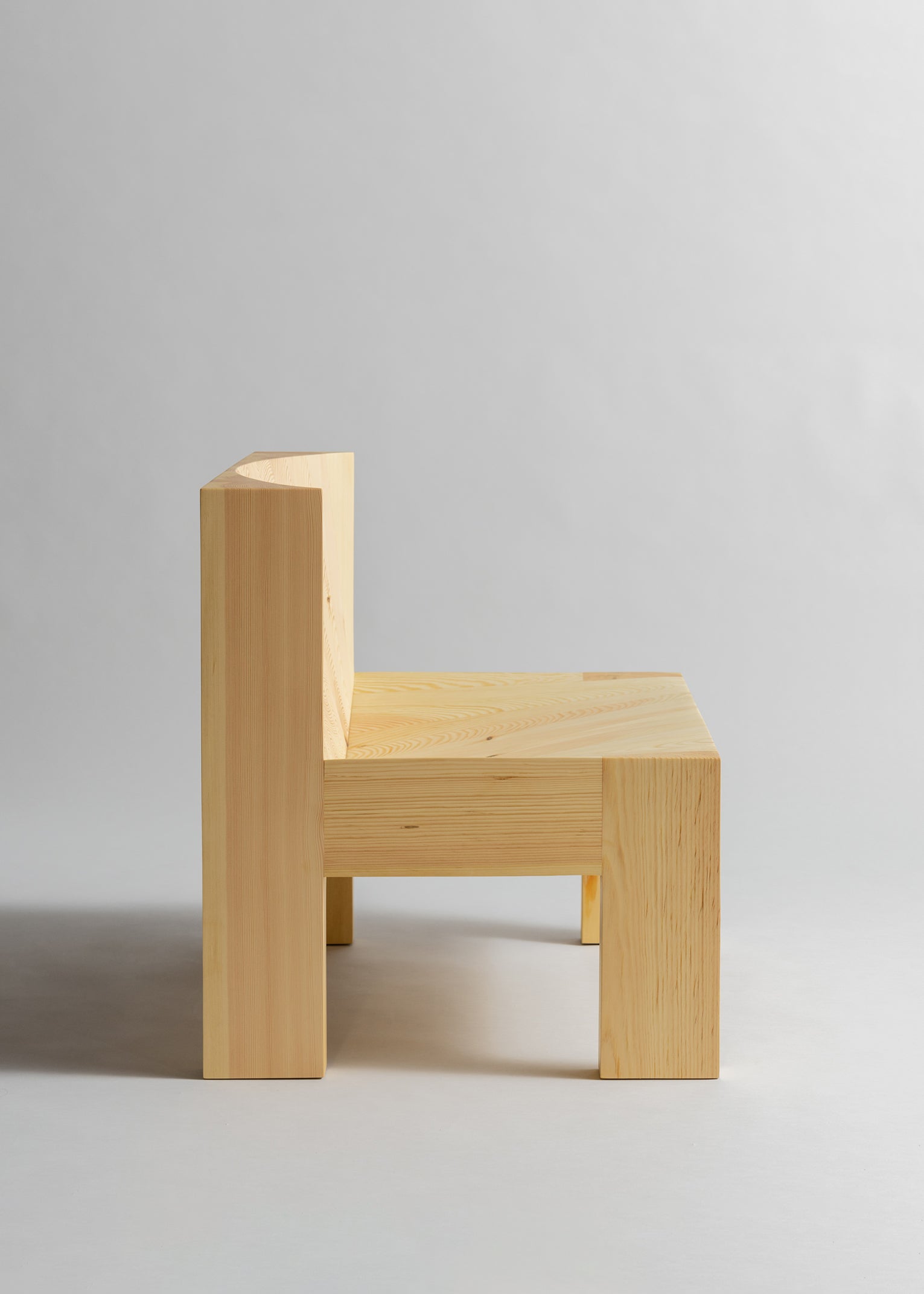 005 Lounge Chair