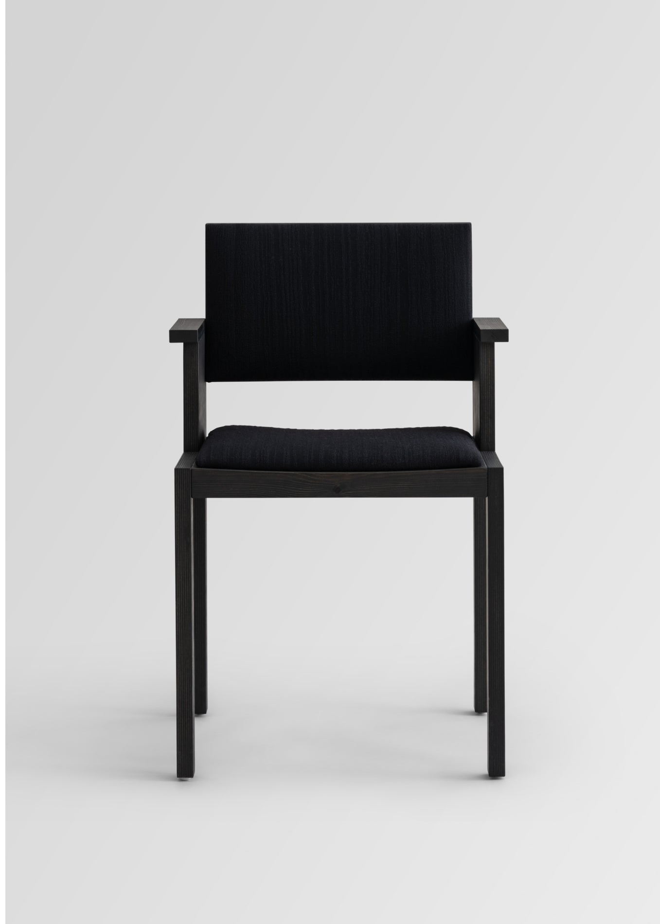 016 Maasto Dining Armchair Upholstered Black