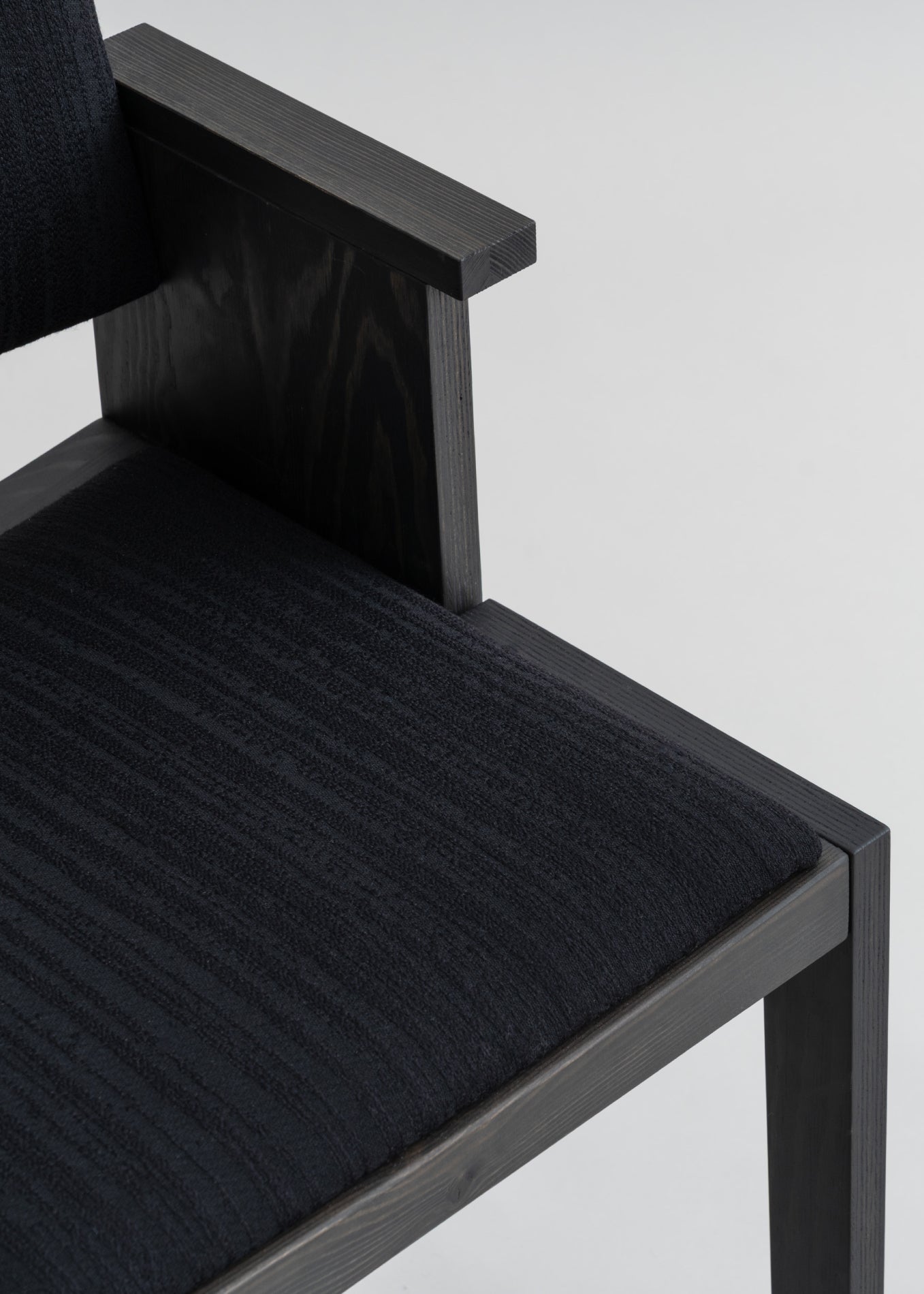 016 Maasto Dining Armchair Upholstered Black