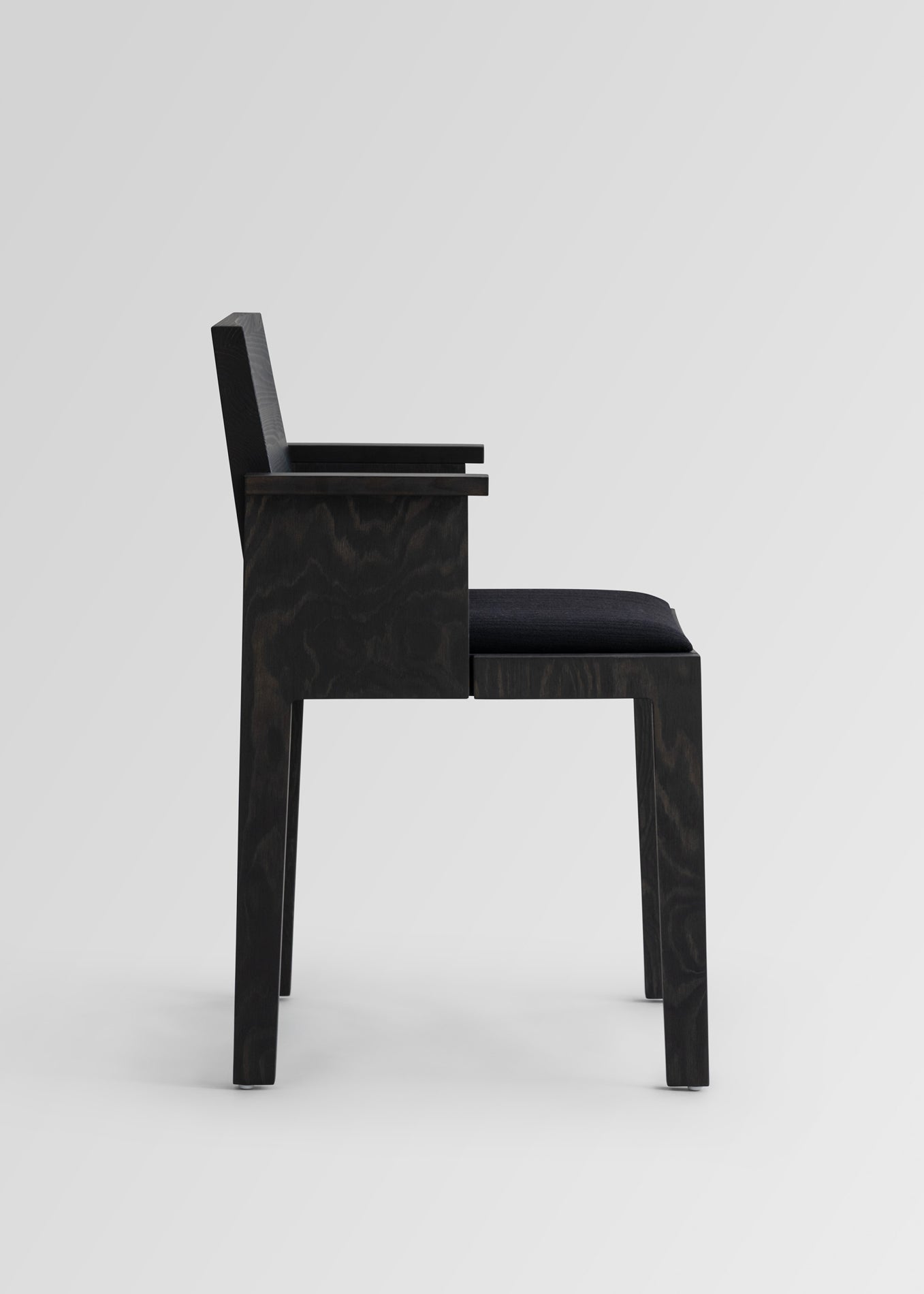 016 Maasto Dining Armchair Upholstered Black