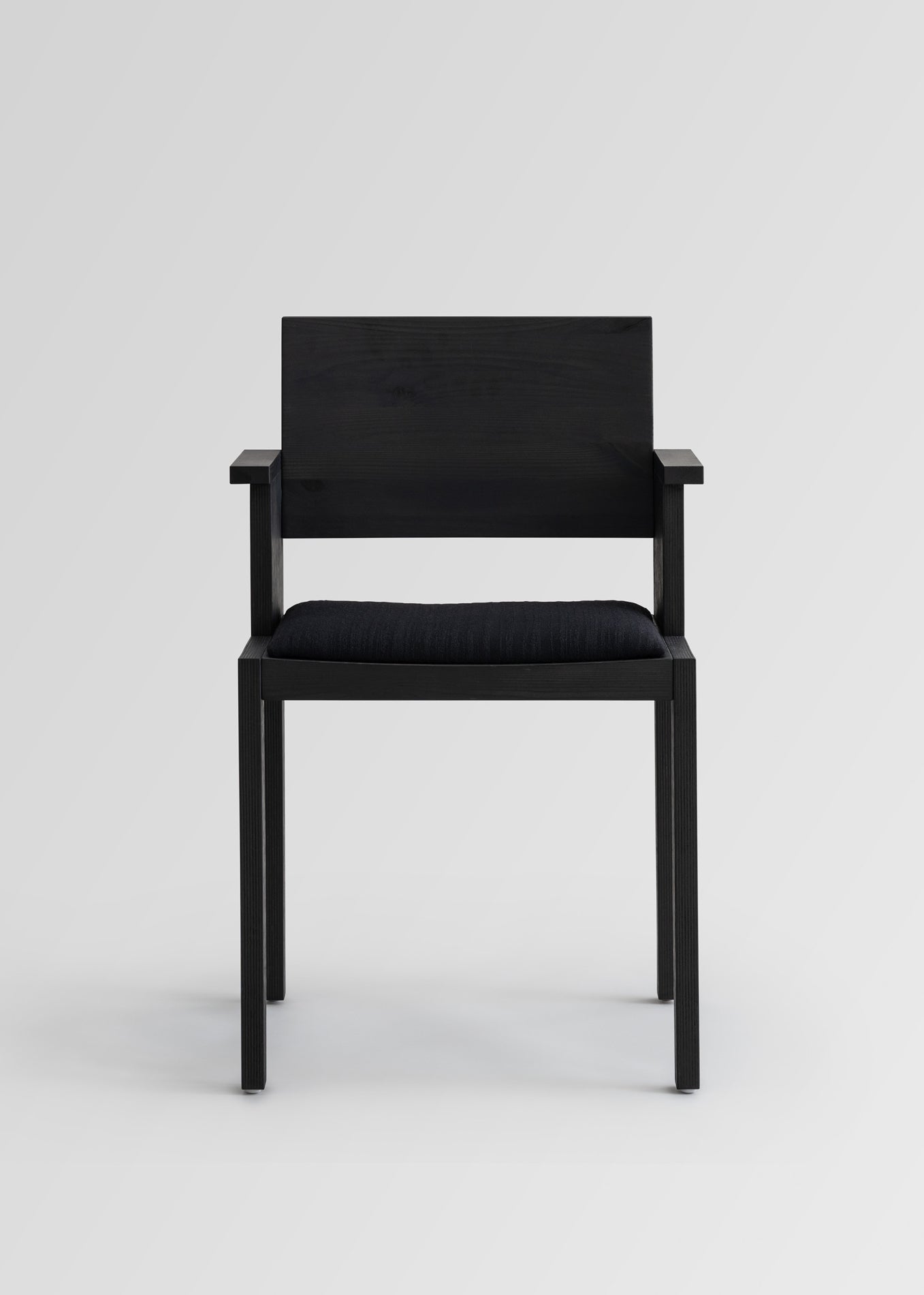 016 Maasto Dining Armchair Upholstered Black