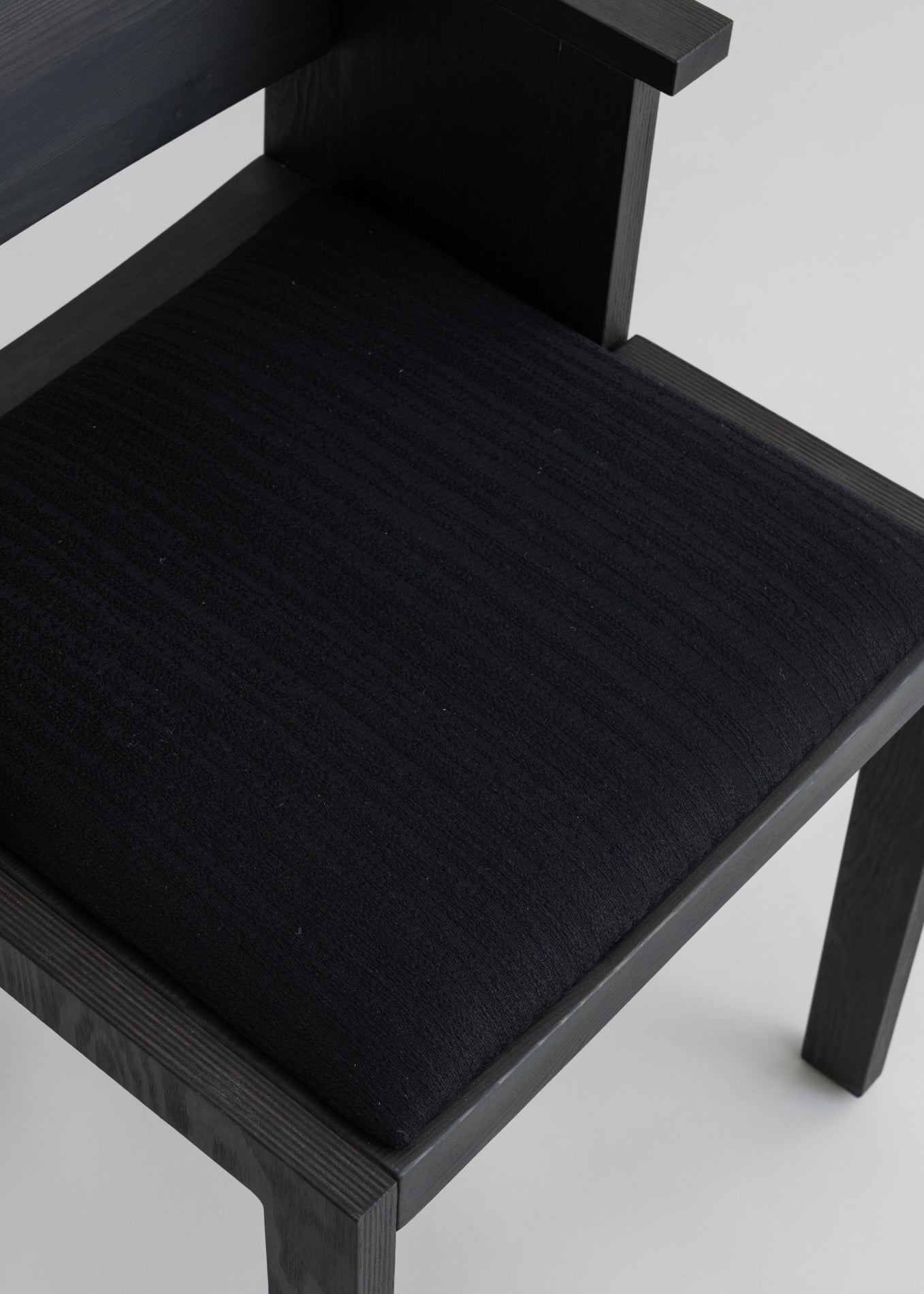 016 Maasto Dining Armchair Upholstered Black