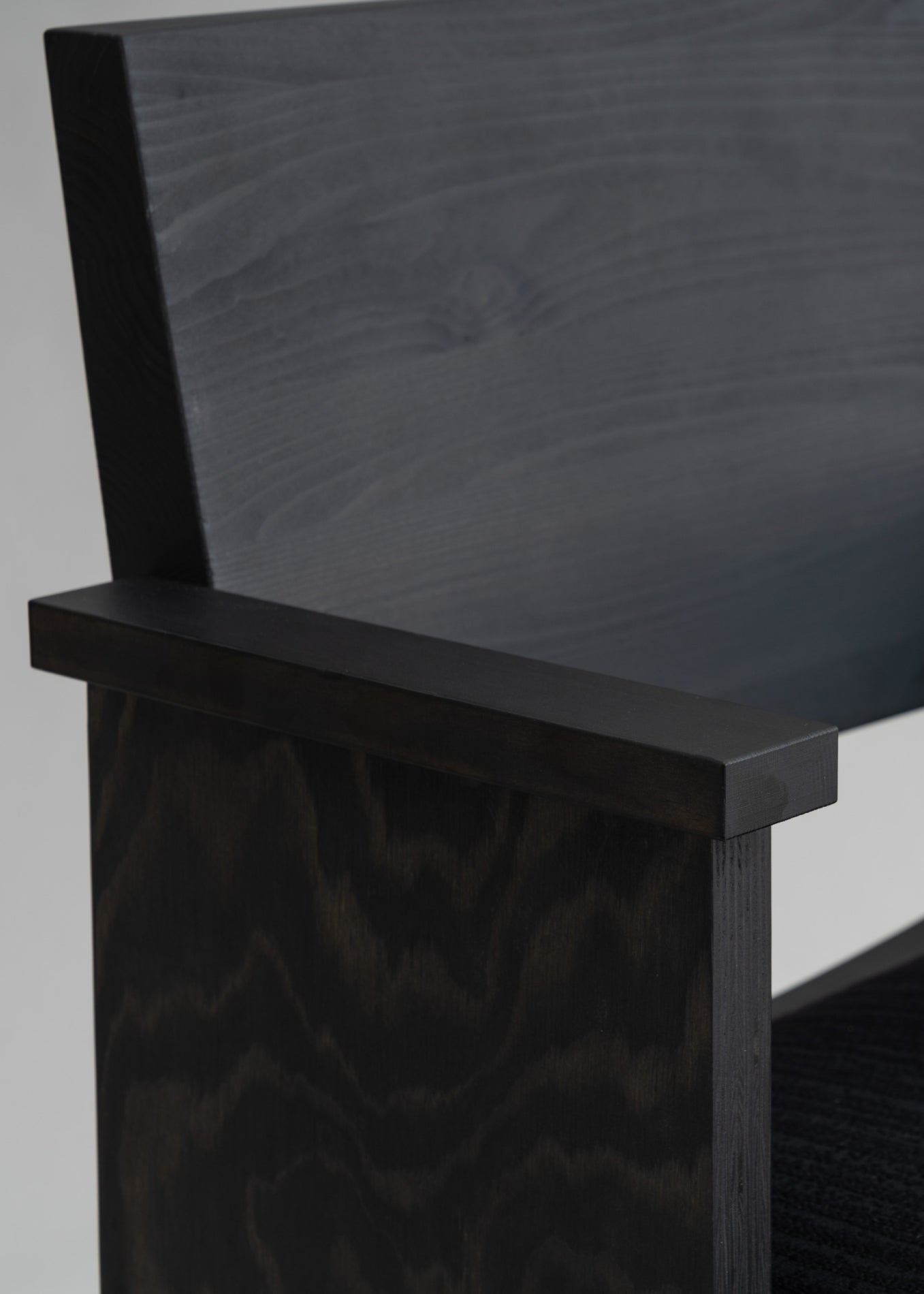 016 Maasto Dining Armchair Upholstered Black