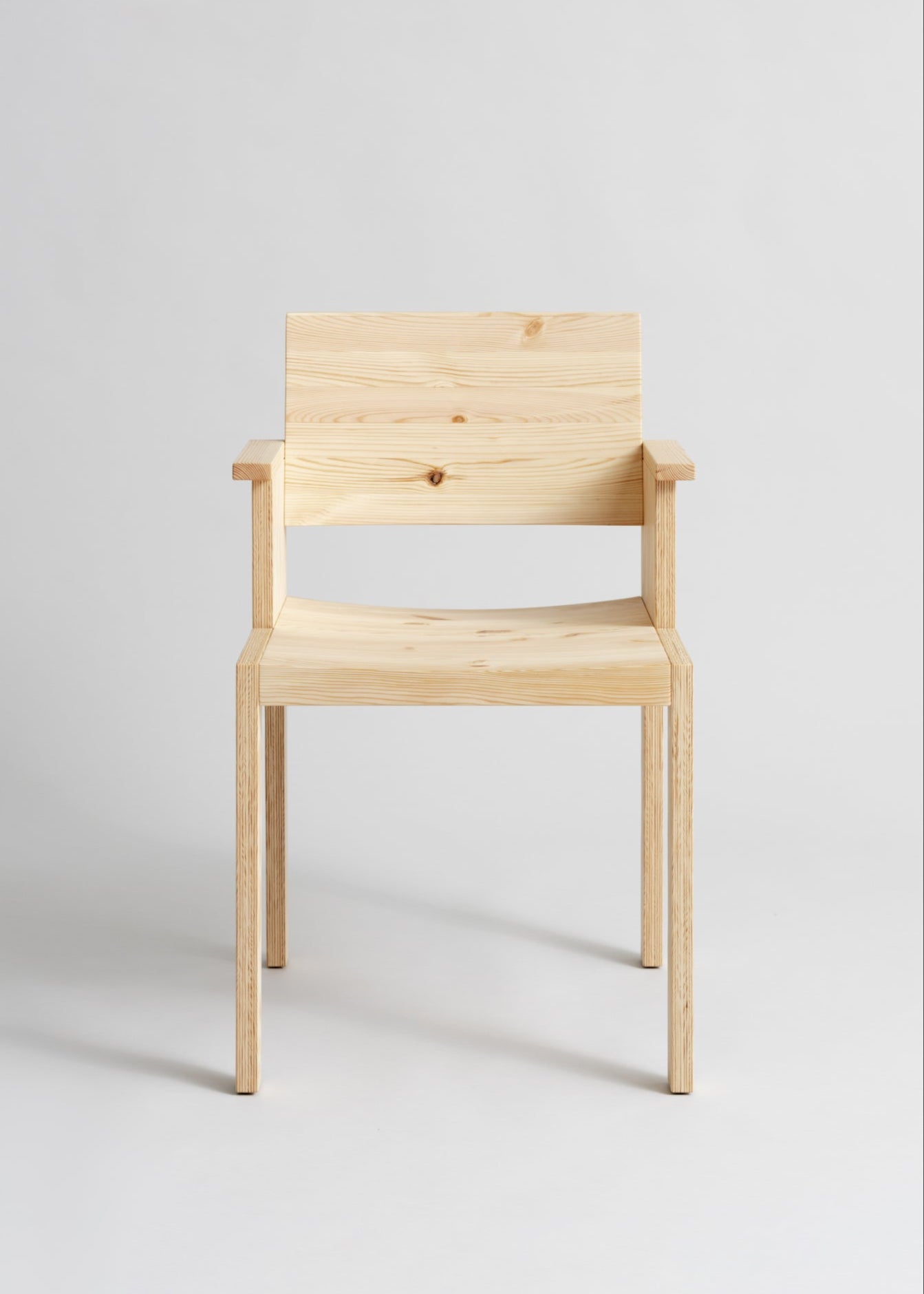 016 Maasto Dining Armchair
