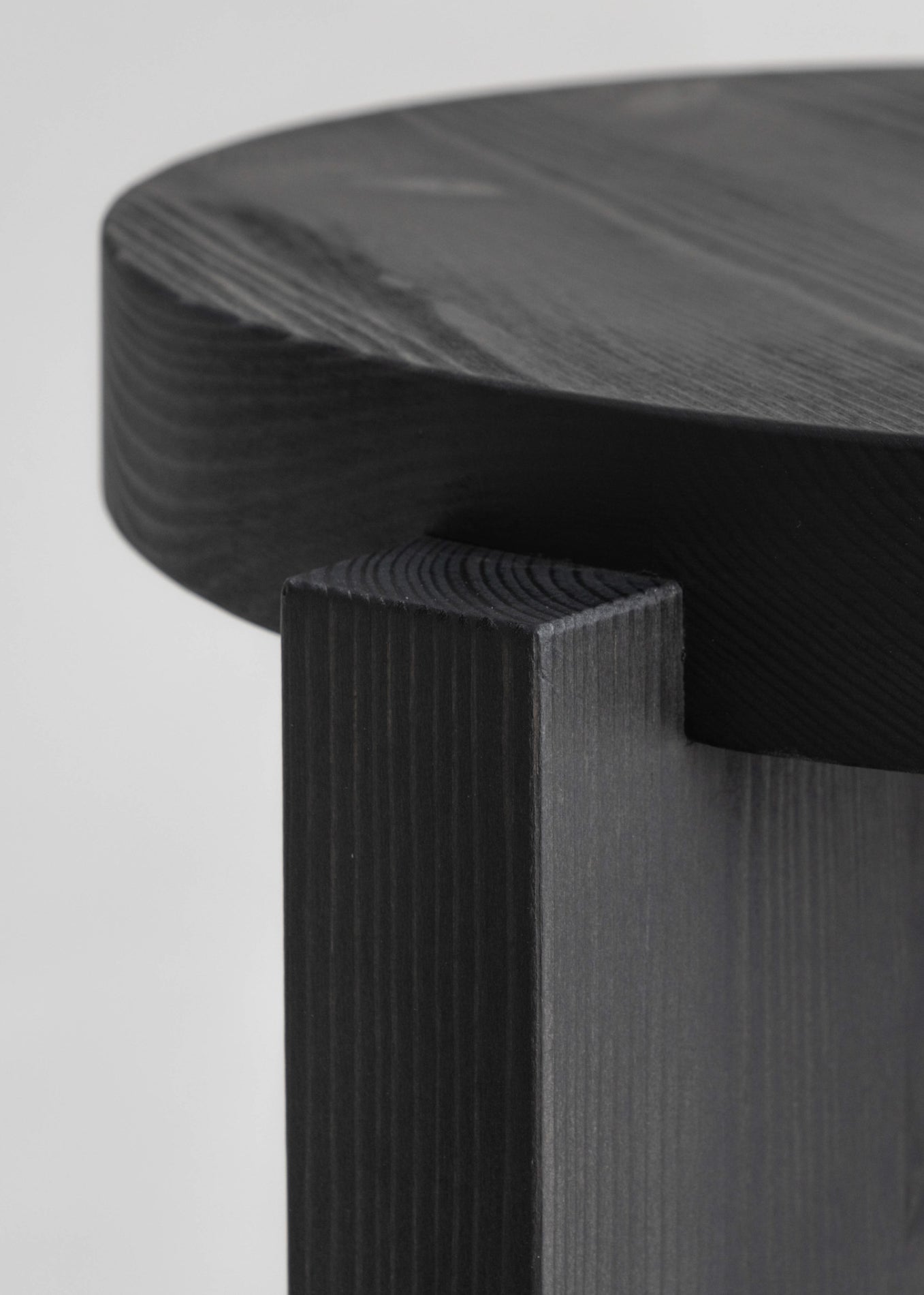 001 Stool Black
