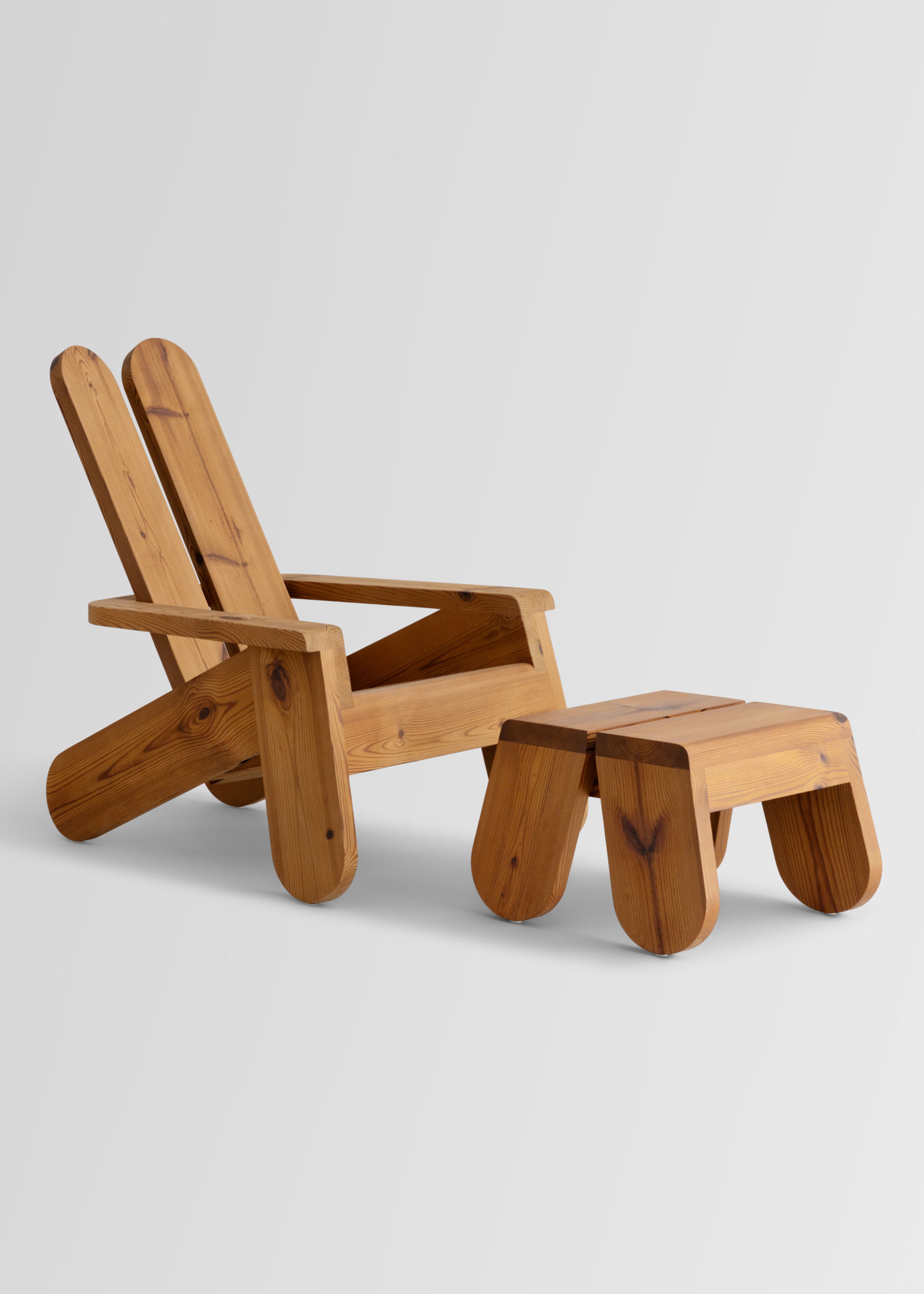015 Peace Outdoor Footstool