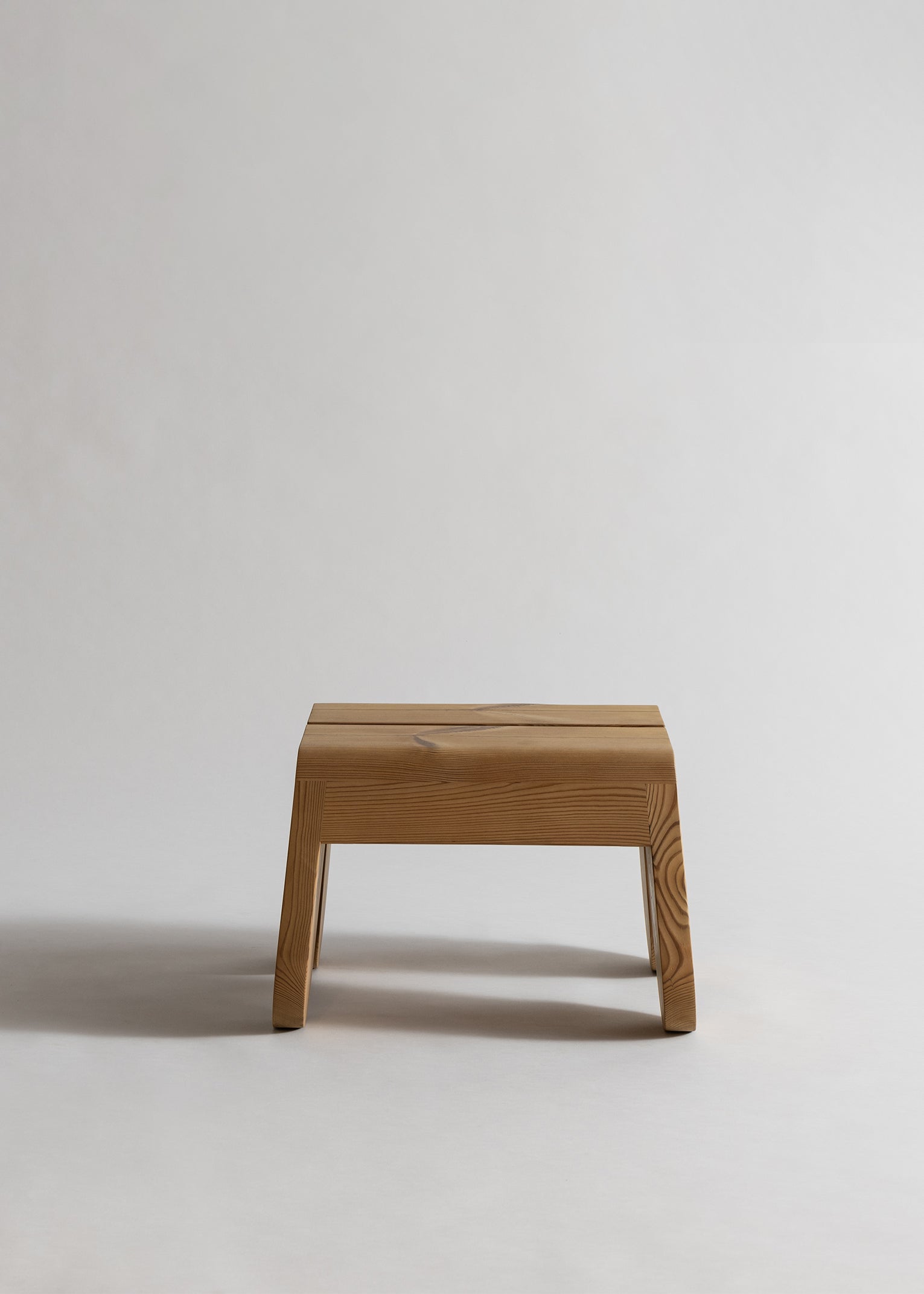 015 Peace Outdoor Footstool